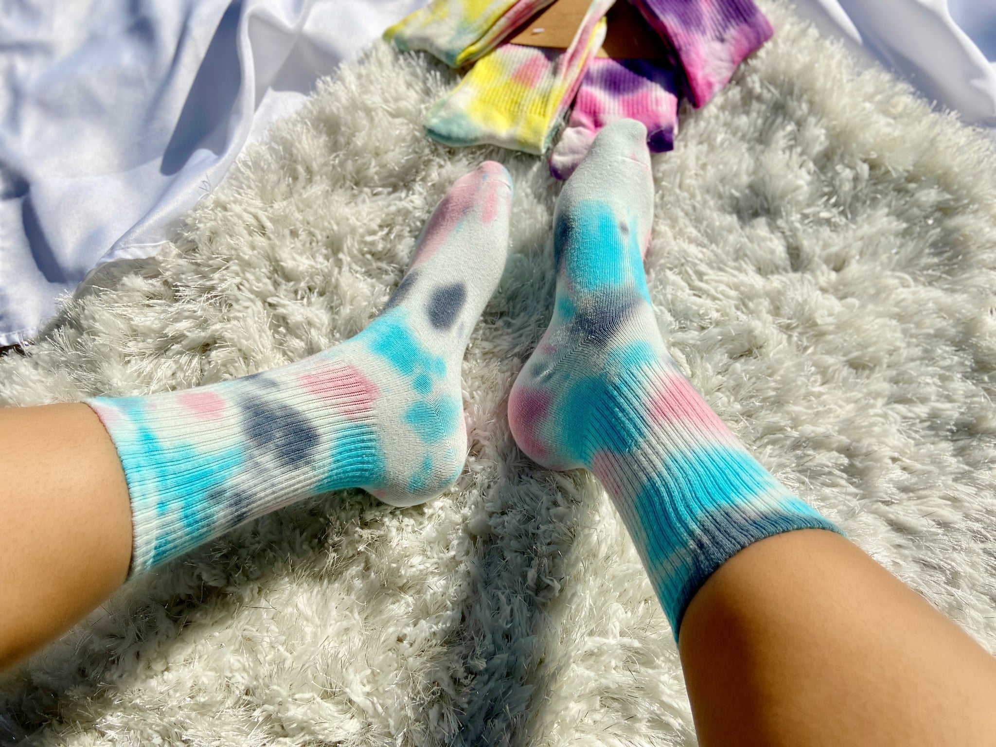 Tie Dye Socks – Unforgettable Solez
